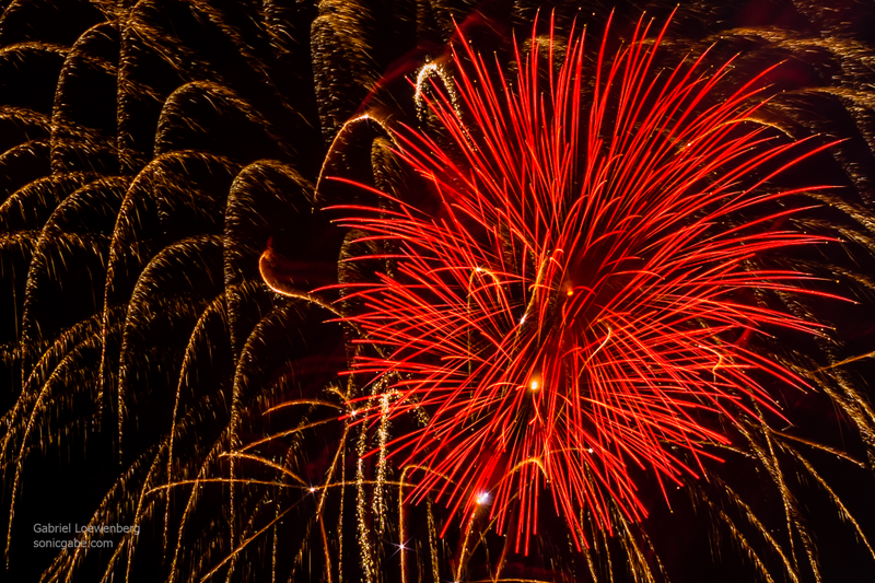 Illustration for article titled New Year’s Eve Fireworks